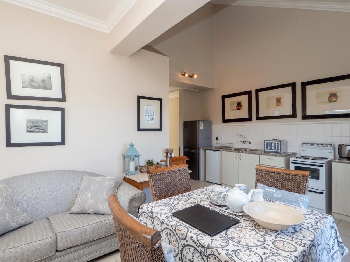 Guadeloupe Self Catering Apartment Knysna Ngoại thất bức ảnh