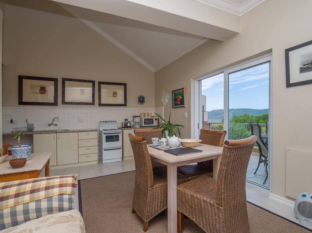 Guadeloupe Self Catering Apartment Knysna Ngoại thất bức ảnh