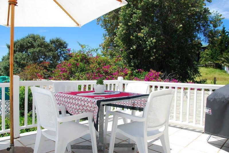 Guadeloupe Self Catering Apartment Knysna Ngoại thất bức ảnh