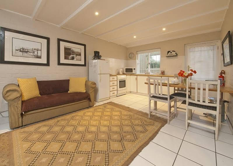 Guadeloupe Self Catering Apartment Knysna Ngoại thất bức ảnh